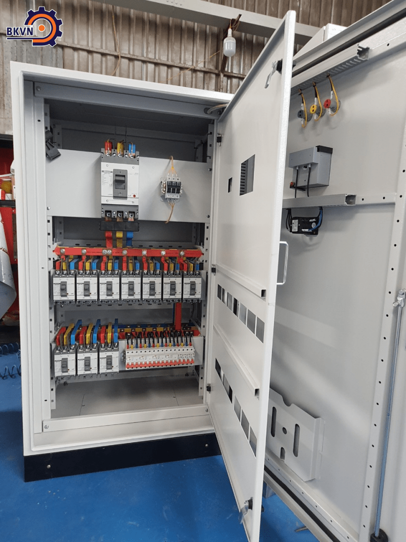 Tủ điện chuẩn hóa IEC tại BKVN