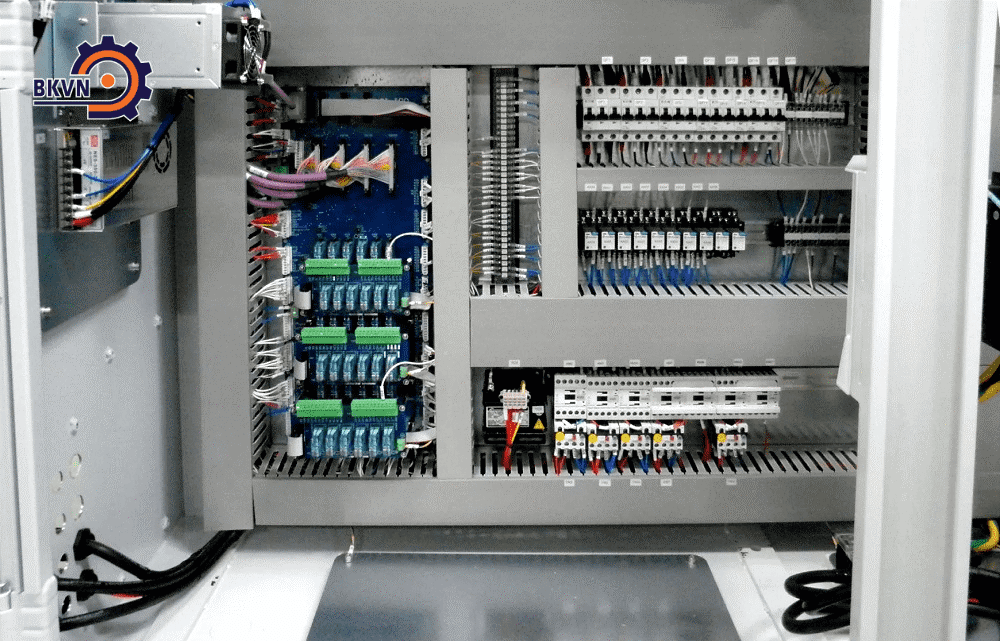 Luôn phải kiểm tra chất lượng sản phẩm khi mua tủ bảng điện công nghiệp