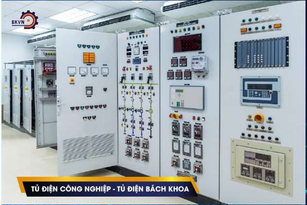 Tạp chí doanh nghiệp Việt Nam viết về BKVN: Tủ điện Bách Khoa đạt chuẩn quốc tế