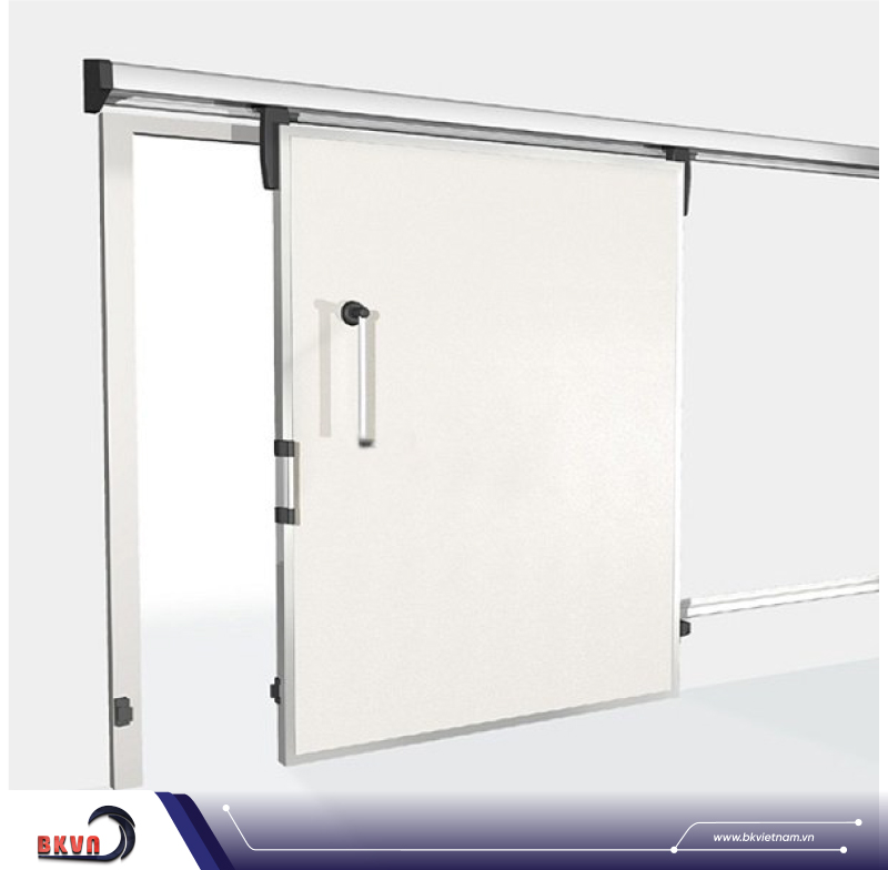 Cửa chống cháy được sử dụng phổ biến tại các công trình dân dụng