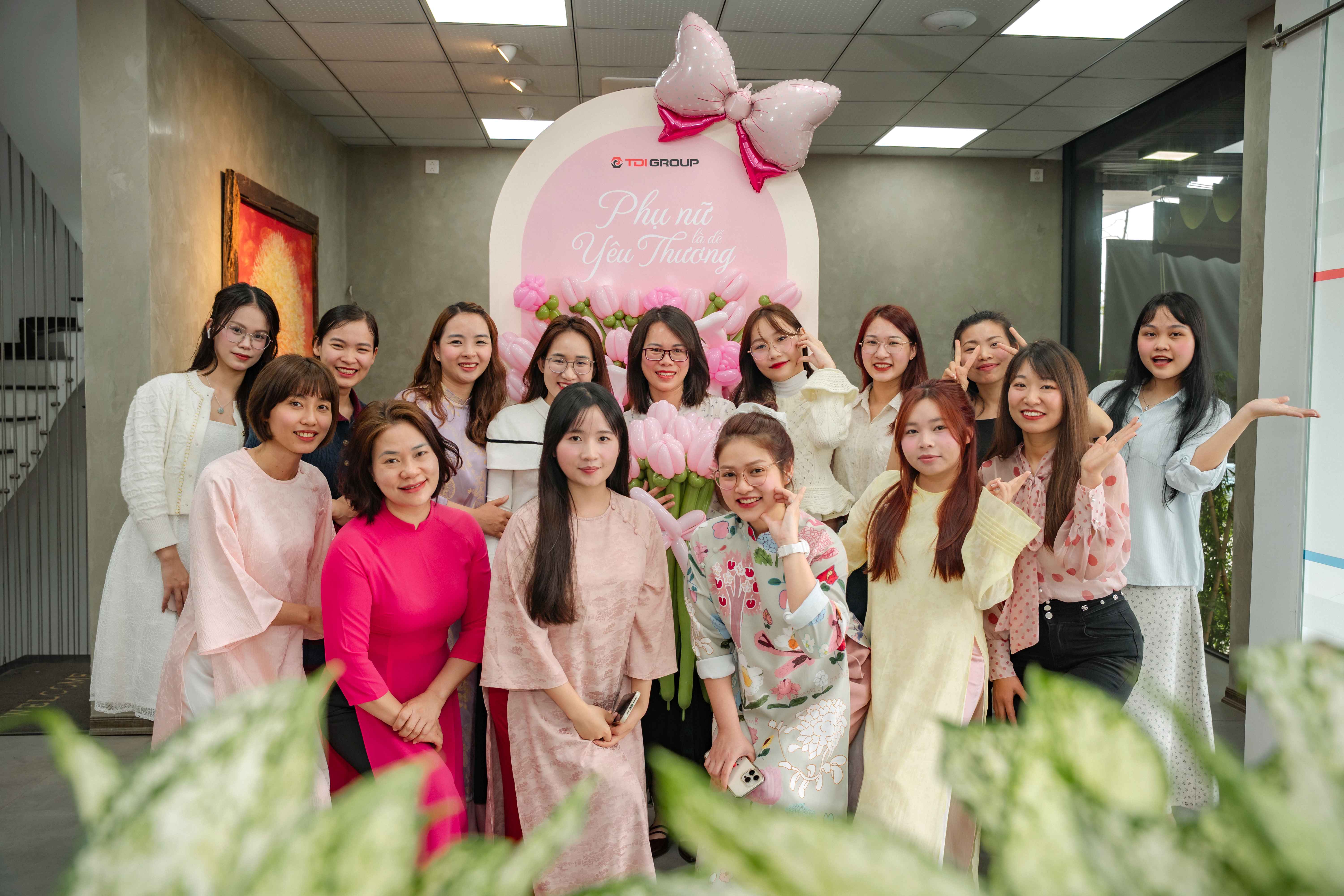 BÁCH KHOA VIỆT NAM - CHÚC MỪNG NGÀY 8/3