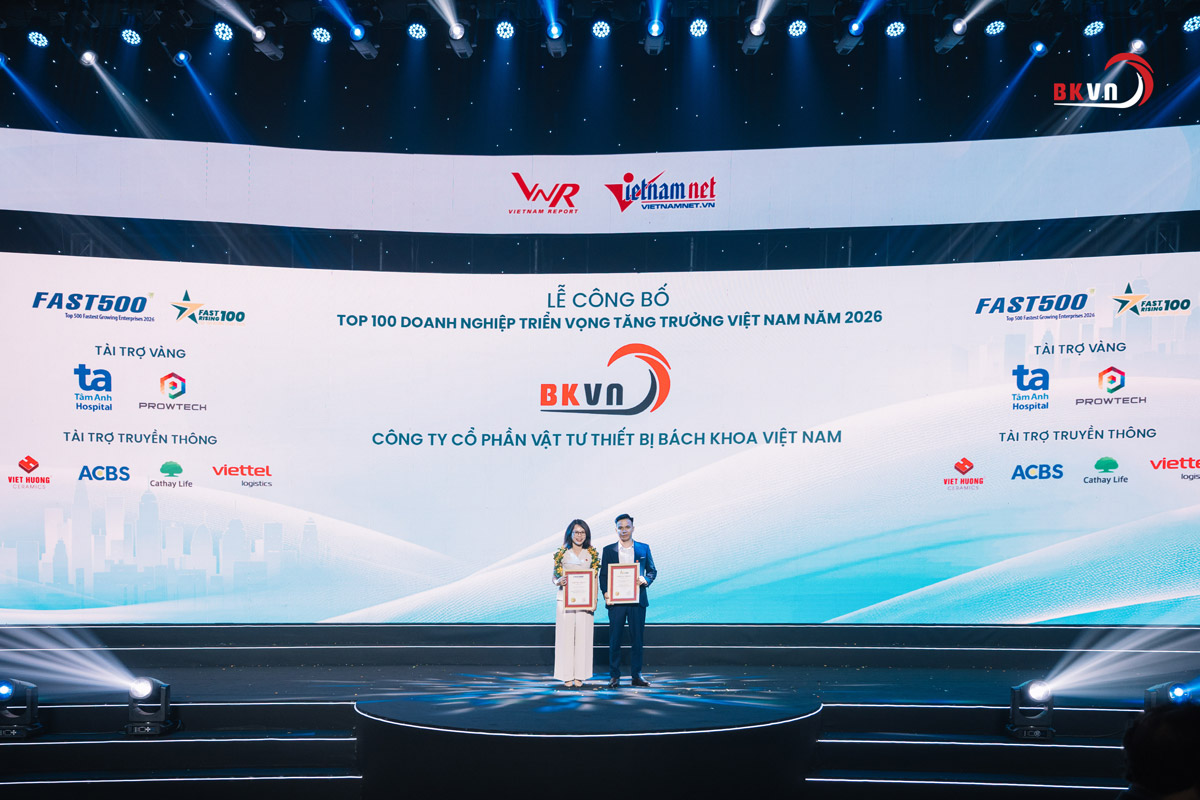 Khoảnh khắc Ban lãnh đạo BKVN được vinh danh tại Lễ công bố