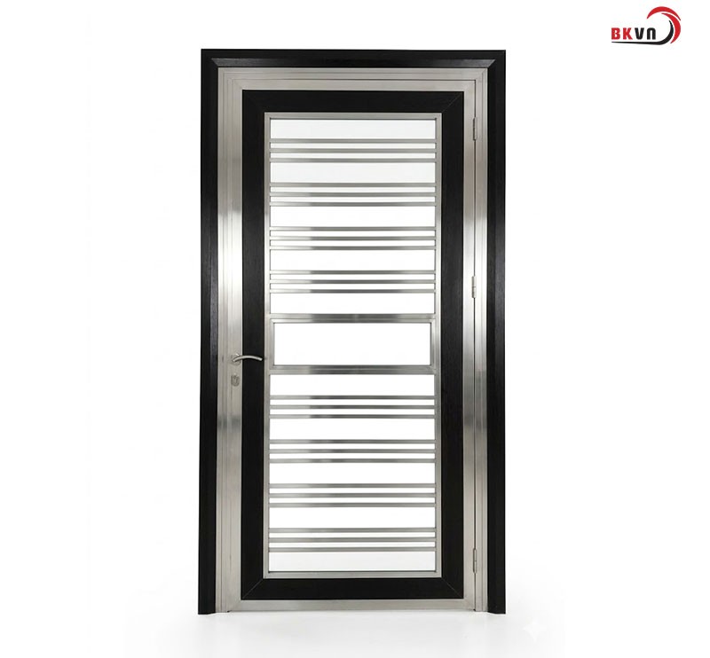 Cửa chống trộm nhôm kính lấy sáng cho không gian