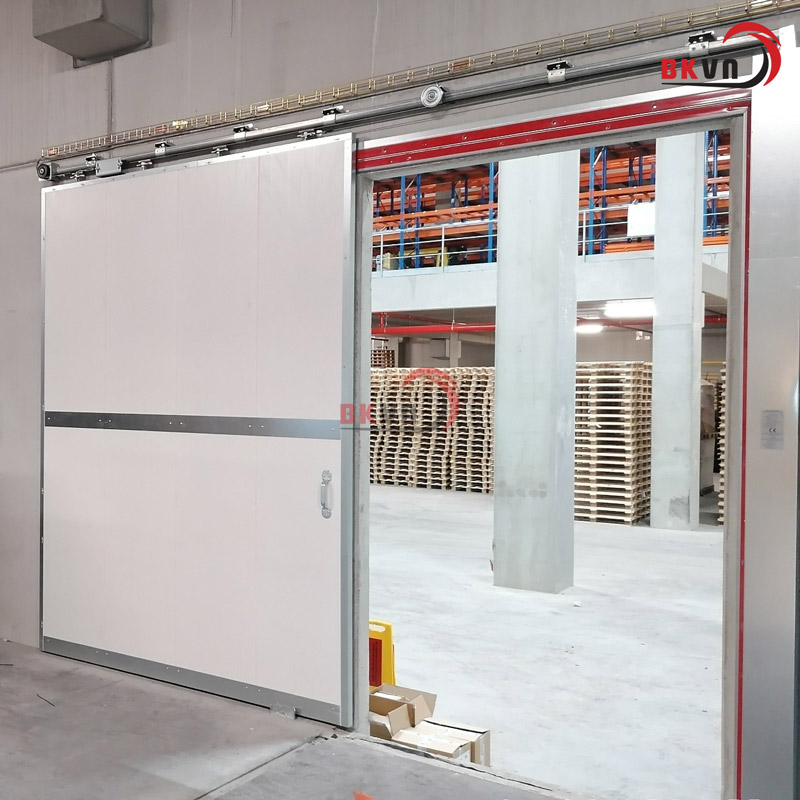 Cửa lùa chống cháy sử dụng thép mạ kẽm sơn tĩnh điện